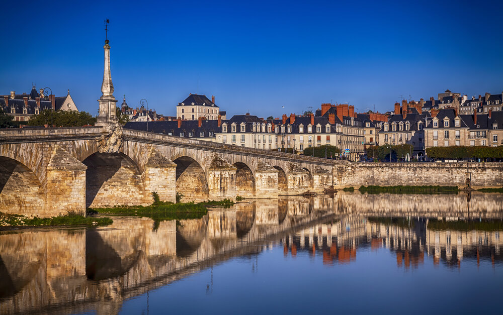 Blois Le pont Jacques Gabriel