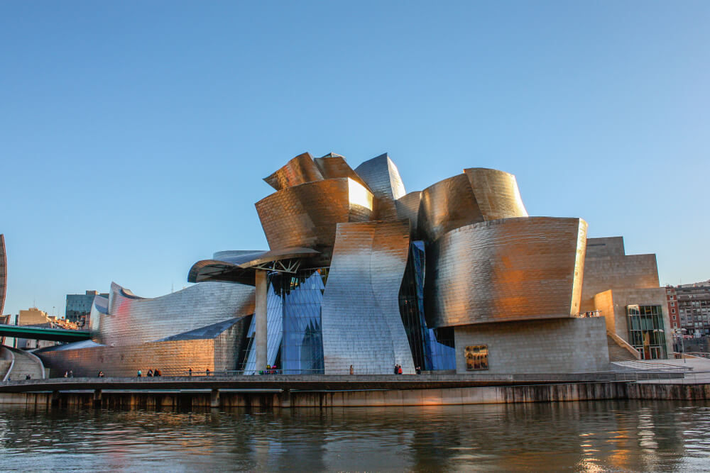 Le musée Guggenheim Bilbao panorama
