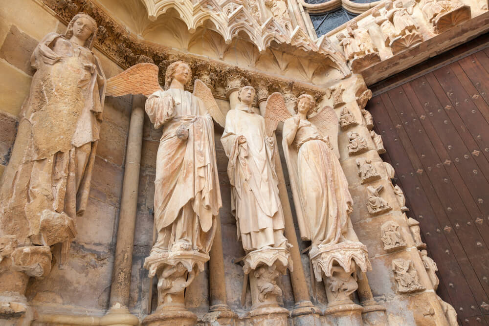 statues cathedrale Notre Dame de Reims