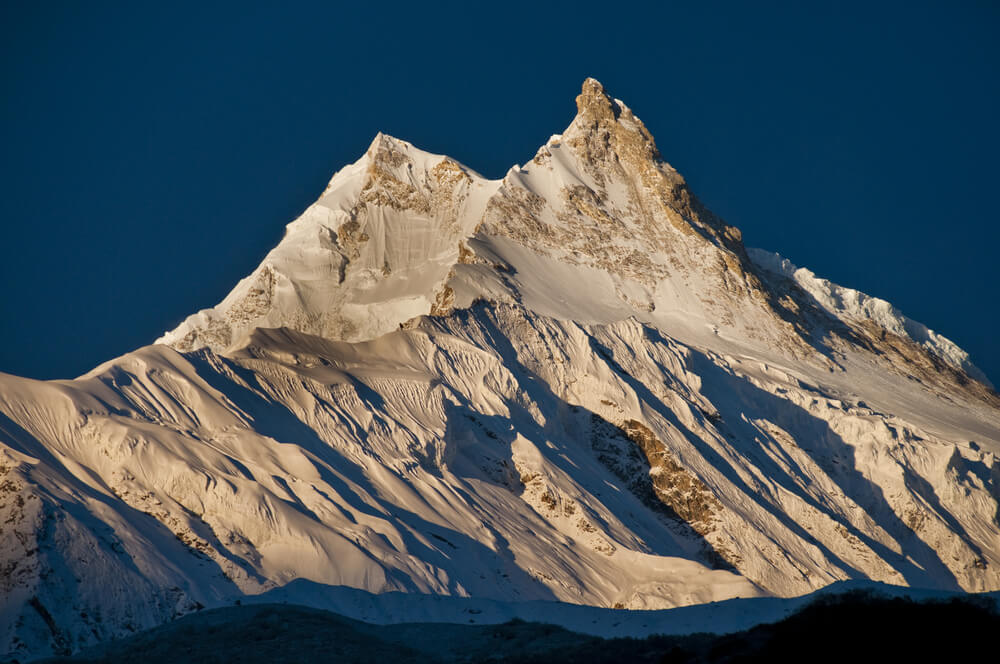 manaslu sommet nepal
