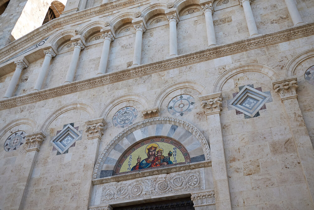 Cathédrale Sainte Marie de Cagliari detail architecture