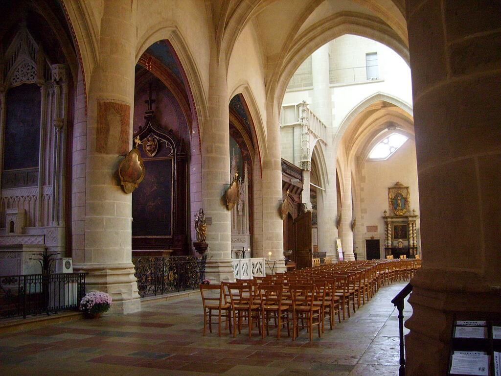 Collégiale Notre Dame dole interieur