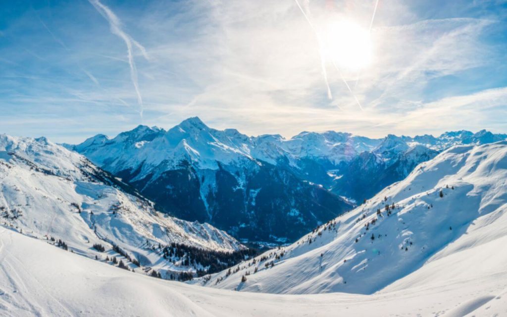 11 stations de ski où partir cet hiver en région Auvergne Rhône Alpes Navaway