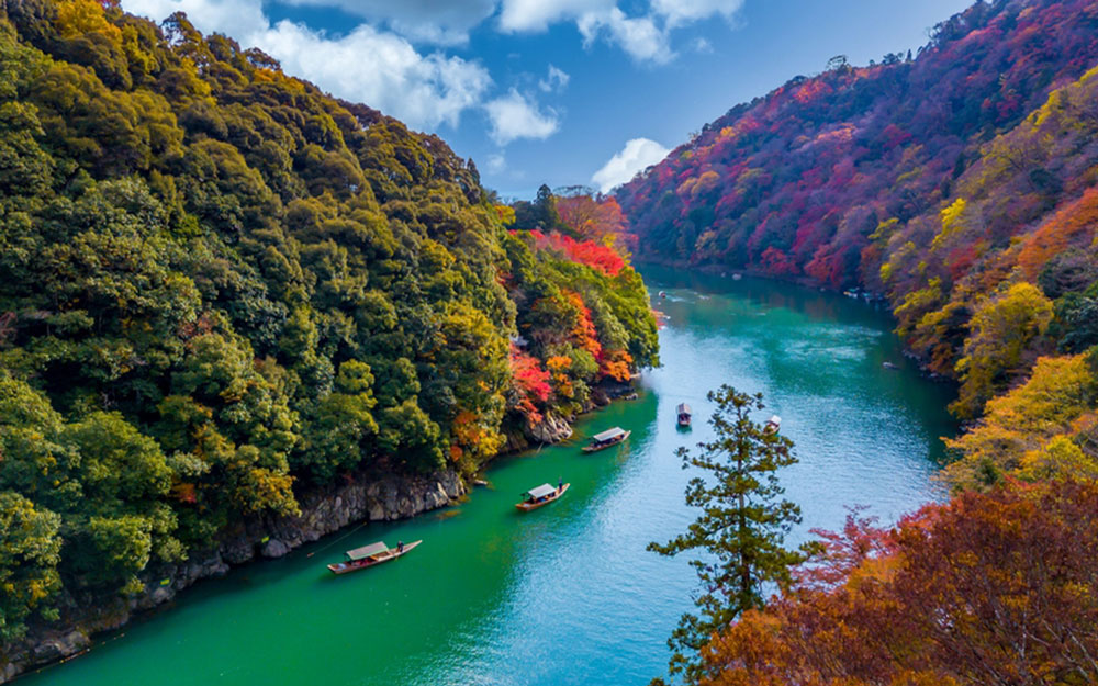 riviere katsura en automne