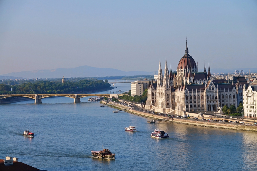 Hungarian,Parliament,Building,And,Danube,River,,Budapest,,Hungary