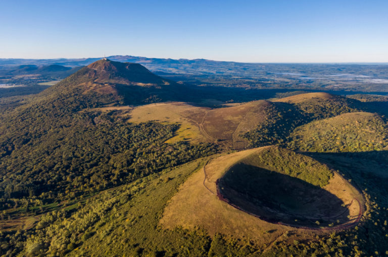 Aerial,Panorama,Of,Puy,Pariou,And,Puy,De,Dome,Volcanoes,