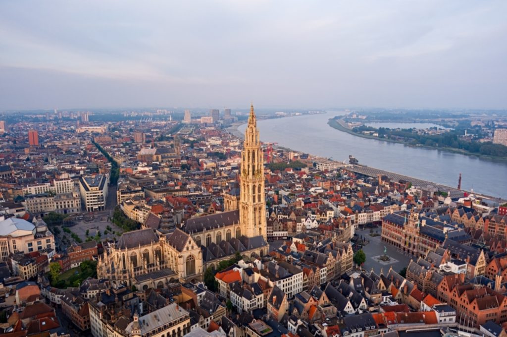 Antwerp,,Belgium ,Cathedral,Of,Our,Lady,Of,Antwerp ,River,Scheldt