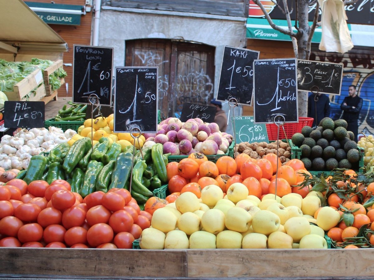 Marseille Tourisme activités Marseille Le marché Noailles à Marseille