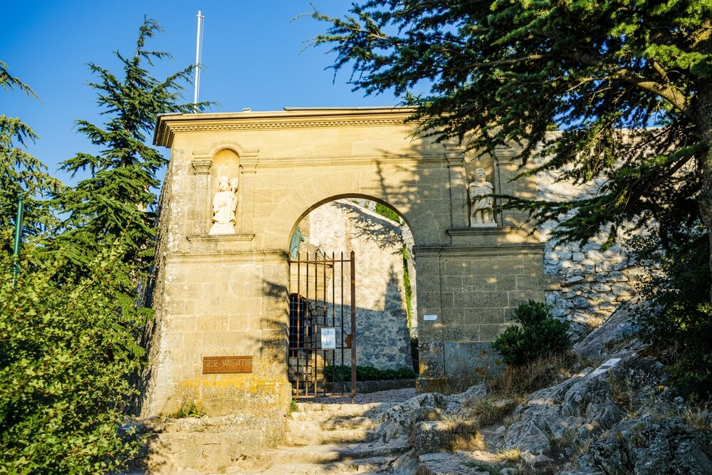 Prieure Sainte Victoire