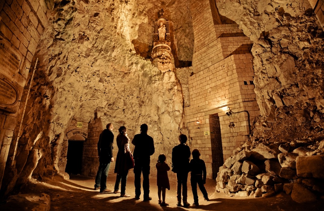 Somme Tourisme activités Amiens Grottes de Naours visiter la Cité Souterraine de Naours