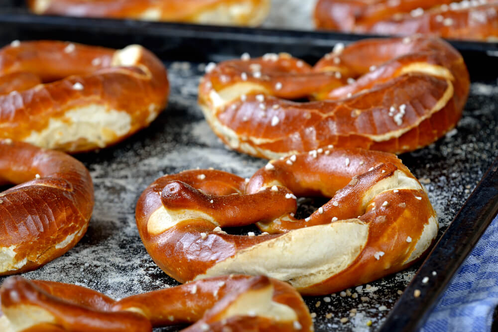 activités Strasbourg cours de cuisine préparation de bretzels