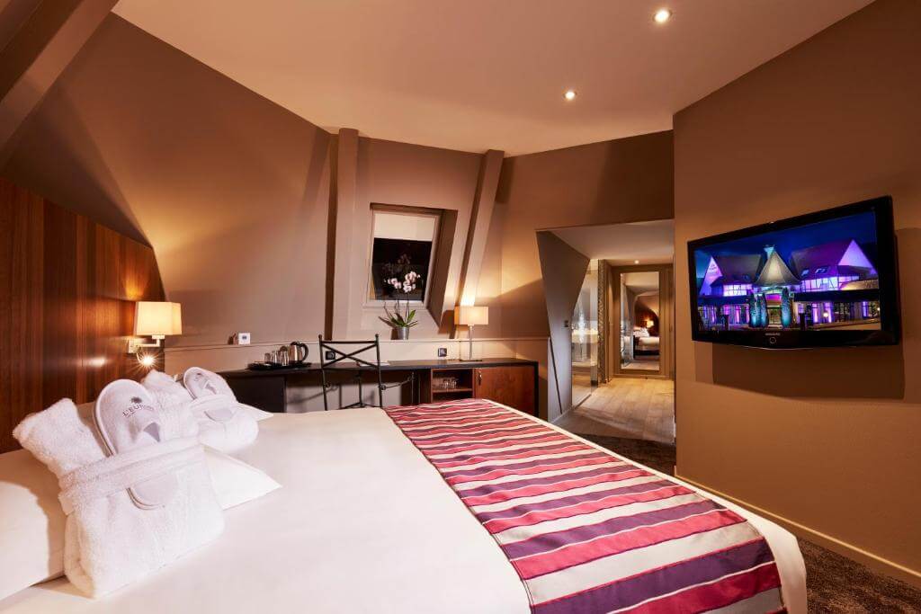 booking hotel europe (1)