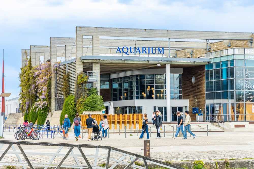 La,Rochelle,,France, ,May,2023,:,Tourists,Walking,In