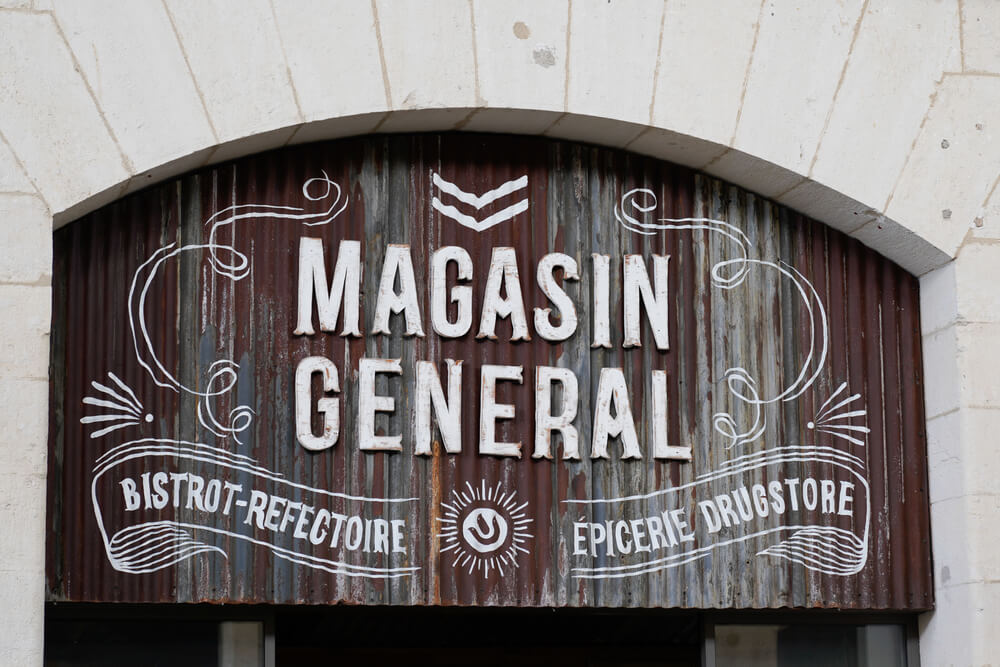 magasin general Darwin Bordeaux