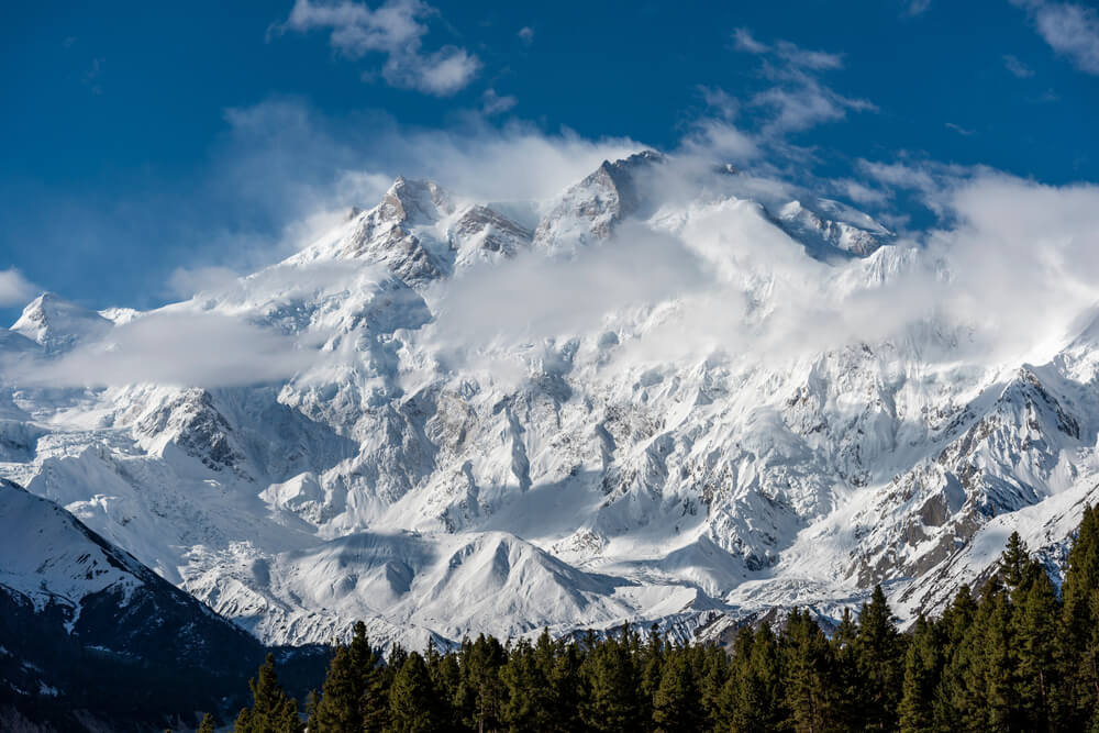 nanga parbat sommet himalaya