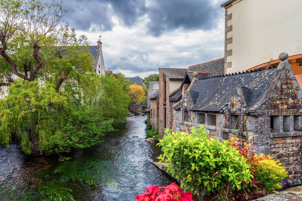 pont aven village finistere