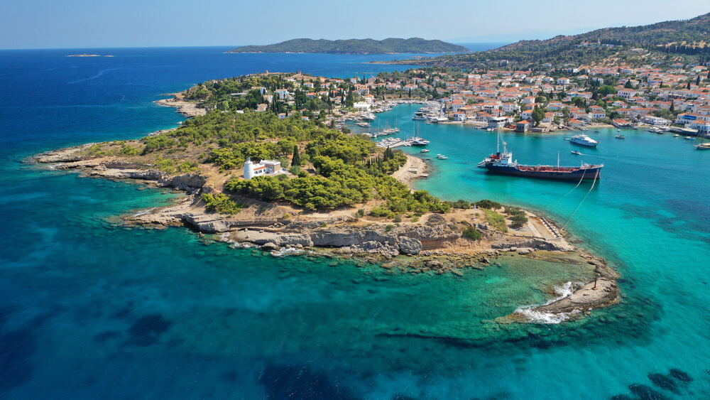 spetses iles saroniques