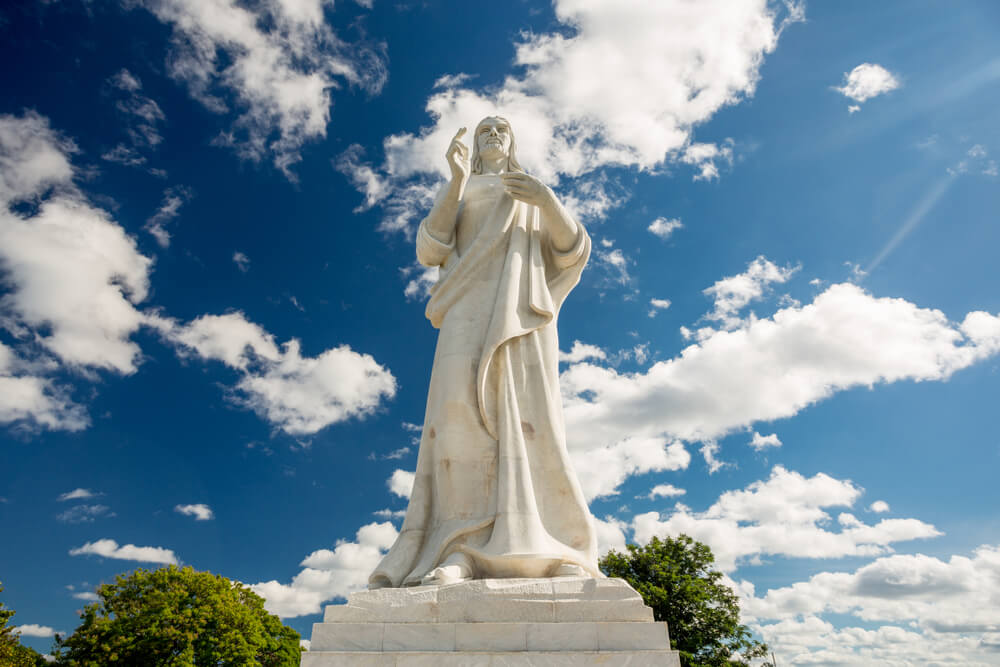 statue christ