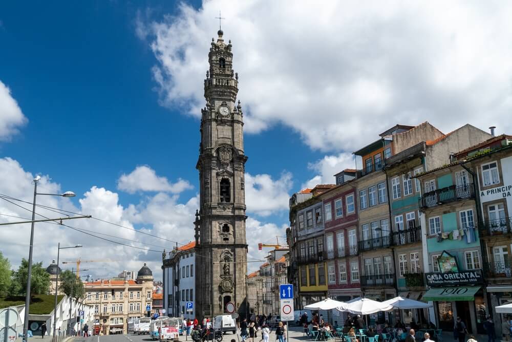 tour des clercs a porto