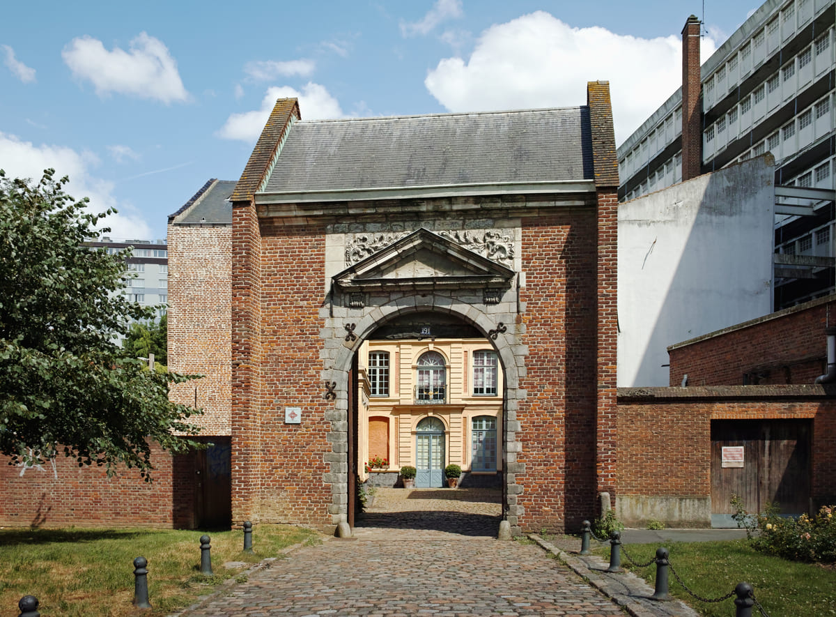 19 hotel des marchiennes lille pic