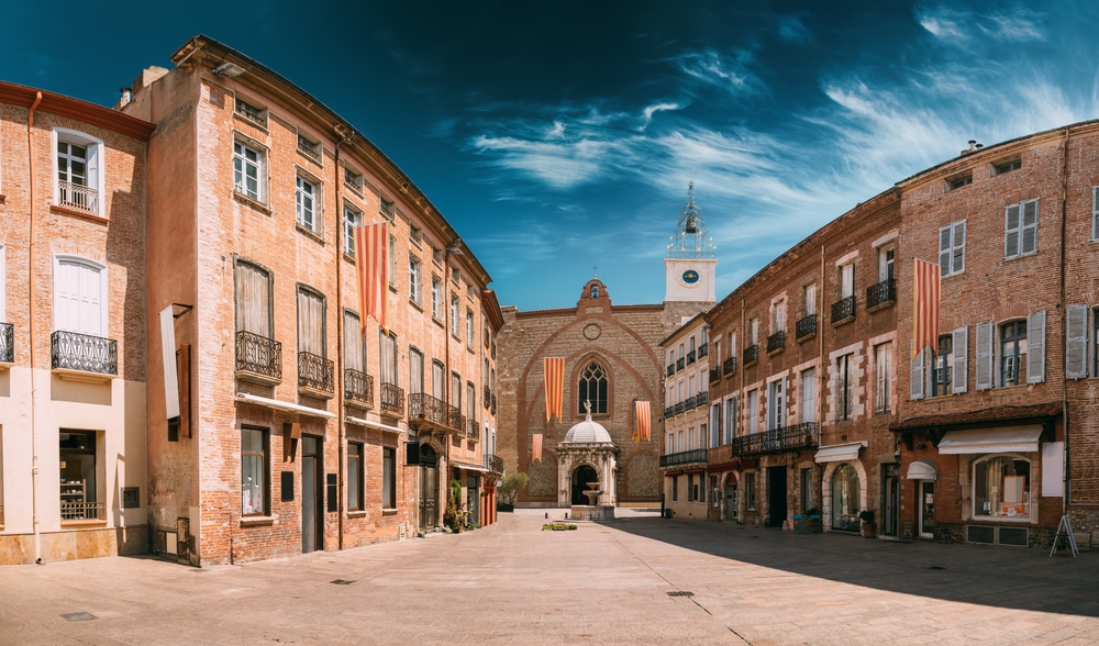 Perpignan,,France.,Leon,Gambetta,Square,And,Cathedral,Basilica,Of,Saint
