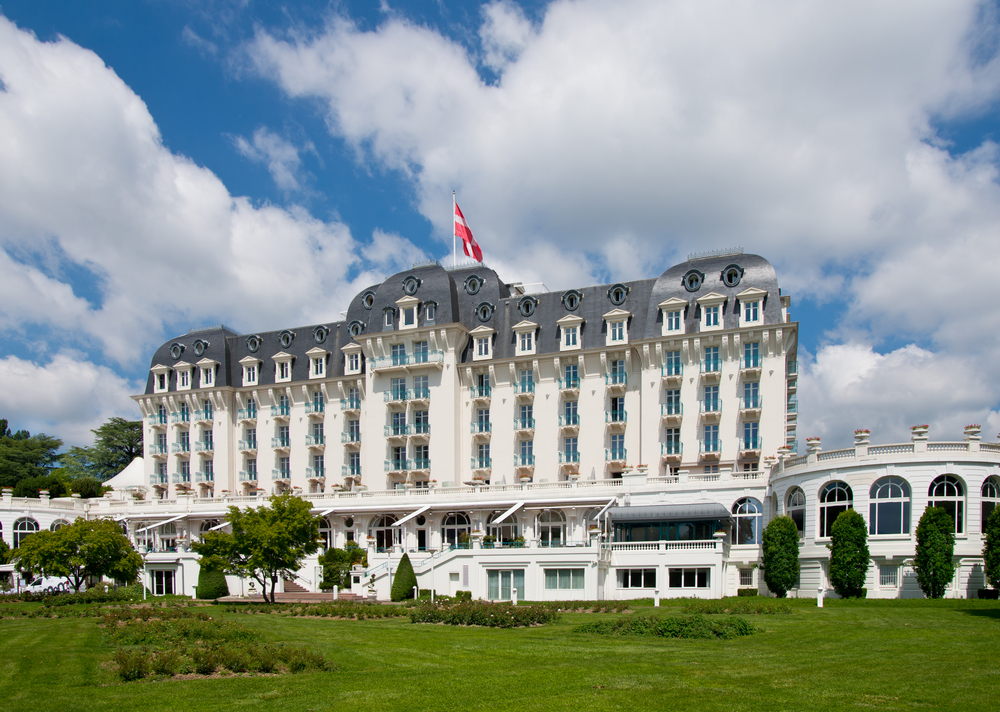 Beautiful,Palace,On,The,Annecy,Lake,Shores, ,France.