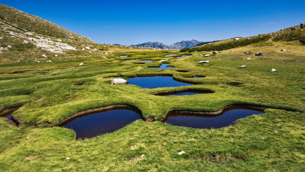 Lake,In,Mountains,,Pozzi,De,Bastelica,,Corsica