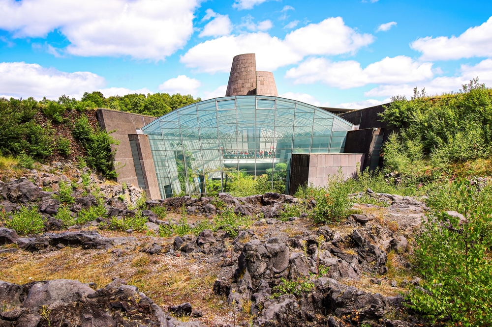 Greenhouse,In,Vulcania,,A,French,Center,Of,Scientific,Culture,Around