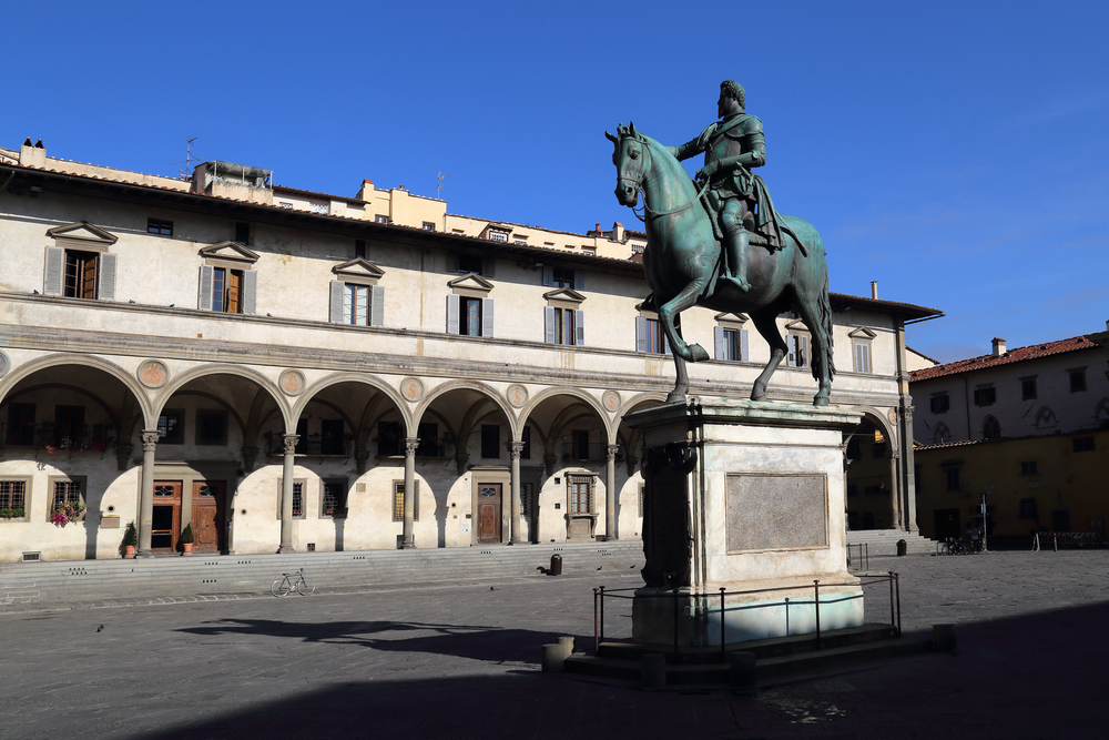 piazza-della-santissima-annunziata