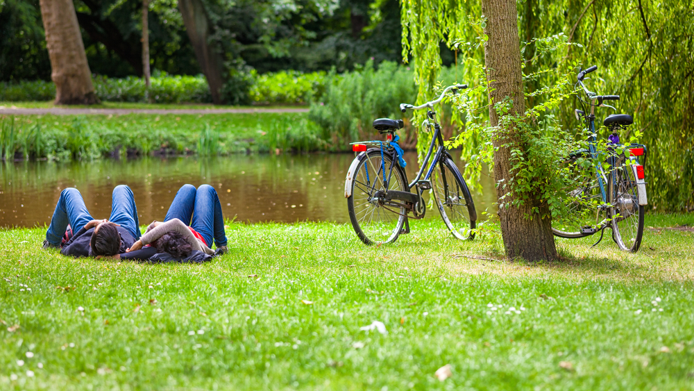 vondelpark-velo-amsterdam