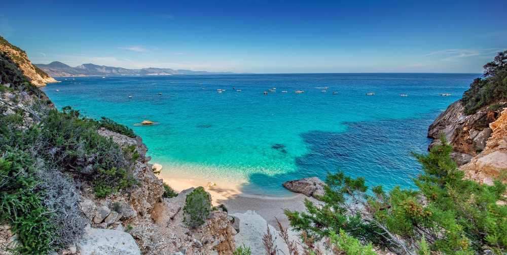 cala-goloritze-plage-sardaigne