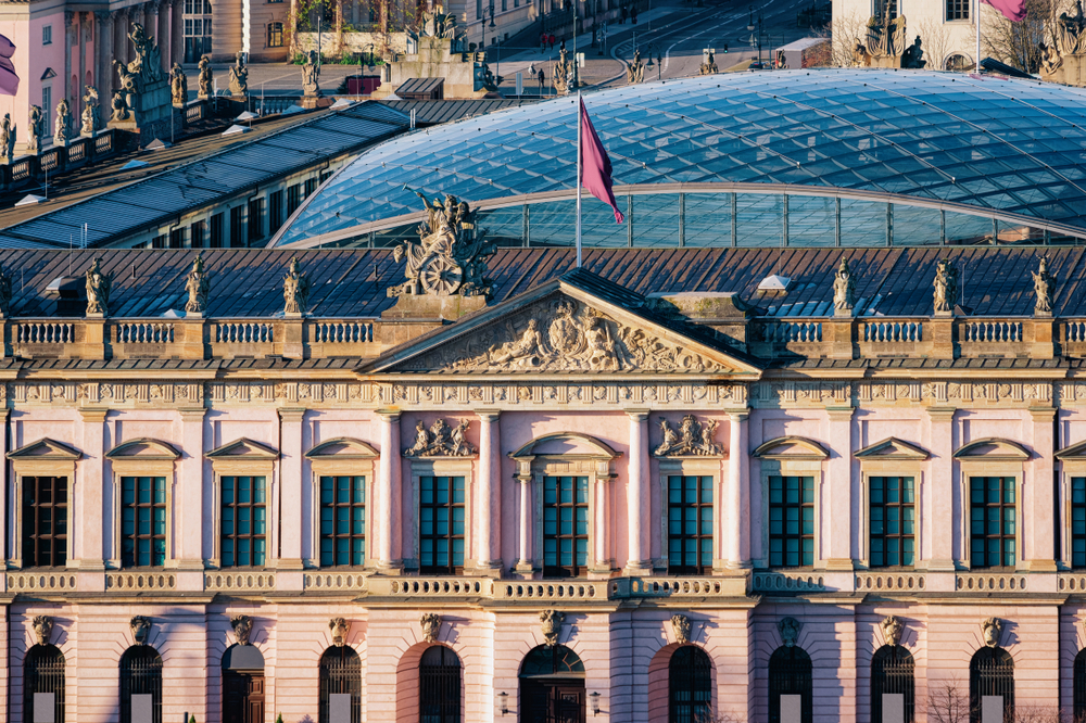 Facade,Of,Deutsches,Historisches,German,Historical,Museum,With,Flag,In