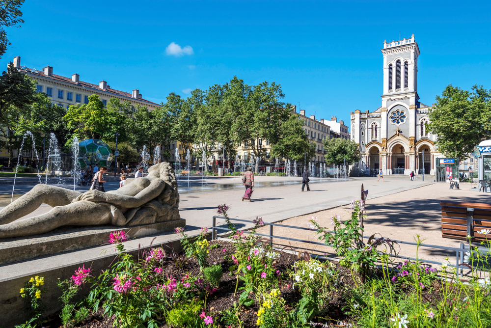 saint-etienne-square-jean-jaures