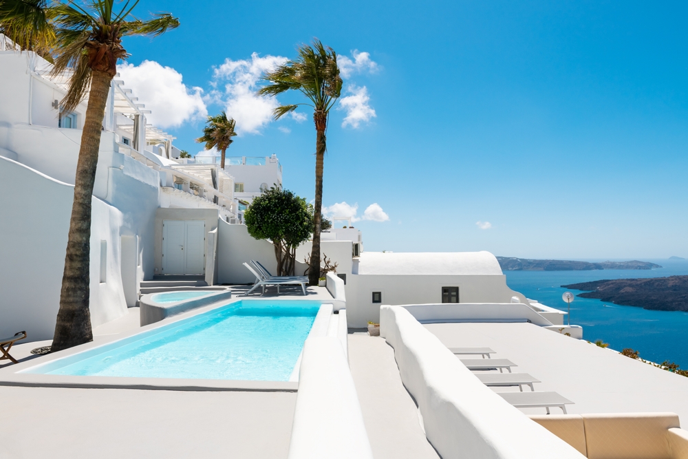 santorin-pisicne-ete