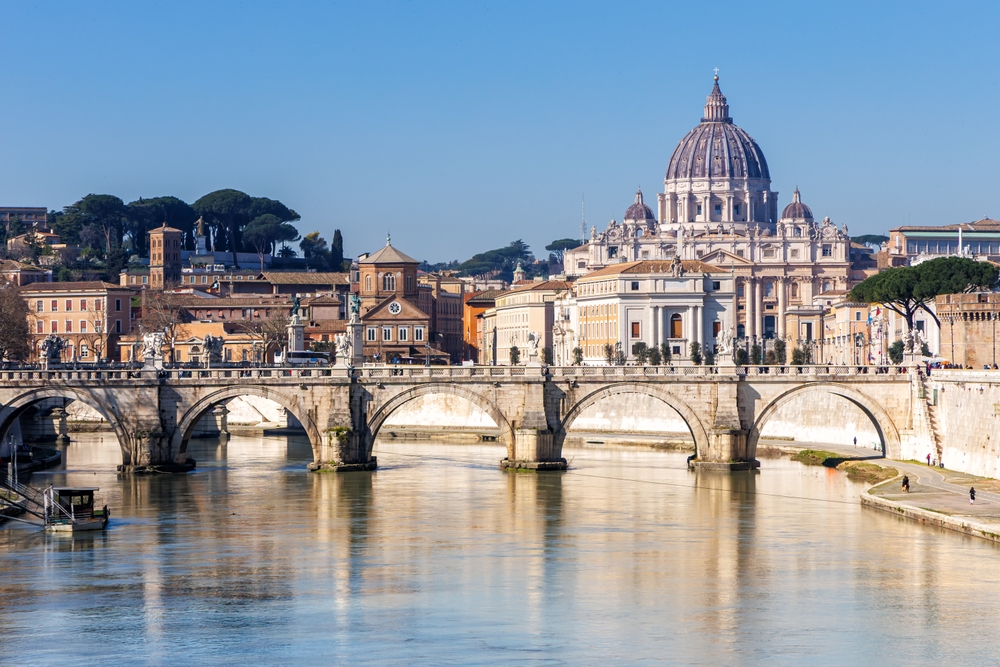 Rome,Skyline,With,St.,Peter's,Basilica,In,Vatican,City,Ponte