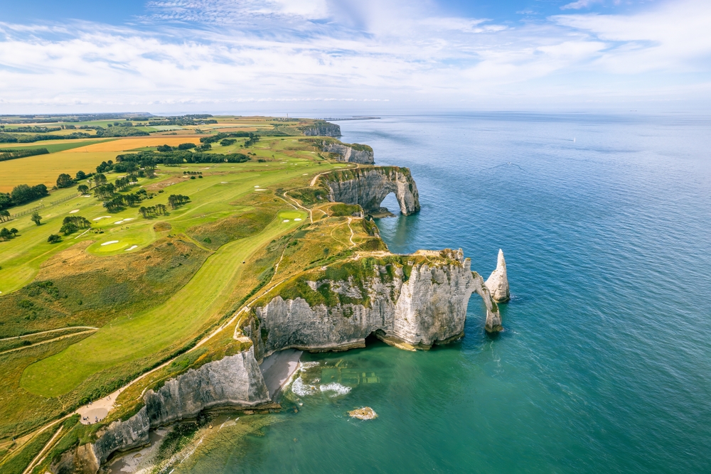 vue-aerienne-falaises-normandie