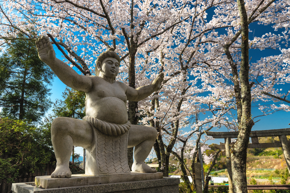 Historical,Japanese,Sumo,Shrine,Statue,Located,In,The,Yamanobe,No