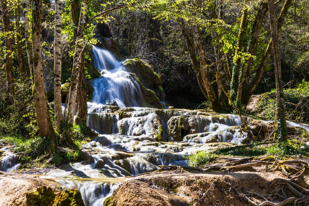 cascade-roquefort-les-cascades