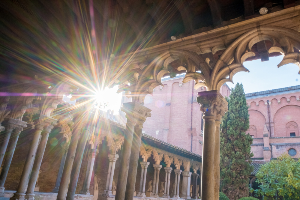 Cloister,Of,Augustins,Facing,Sun,In,Toulouse,France