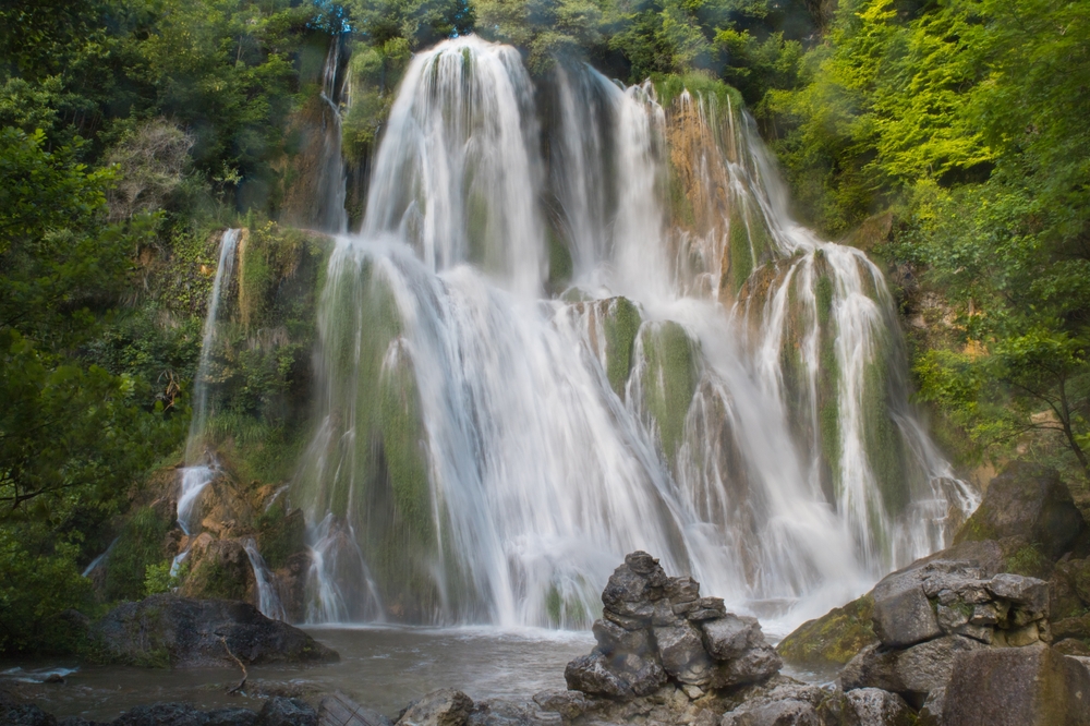 The,Glandieu,Waterfall,Is,A,Waterfall,Located,In,The,Hamlet