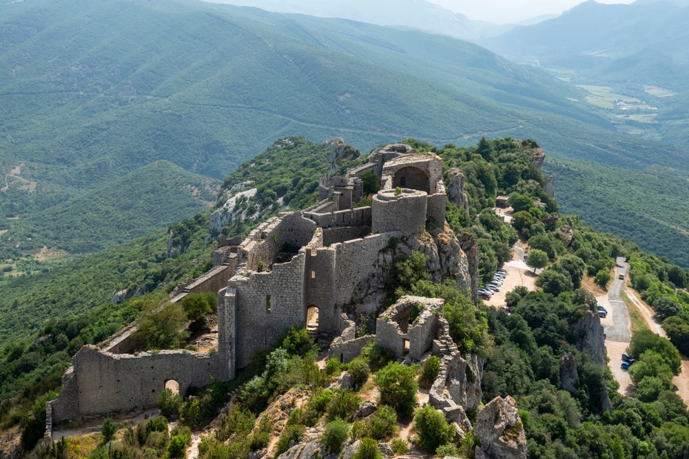 chateau-medieval-peyrepertuse
