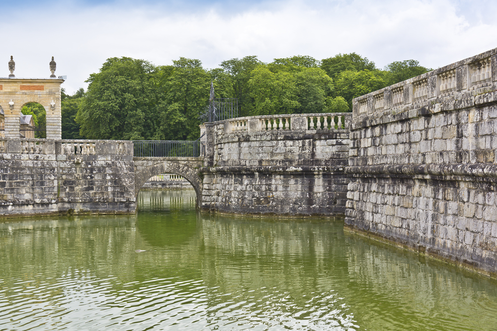 Moat,Around,The,Palace,Vaux le vicomte.,Chateau,De,Vaux le vicomte,(1661),