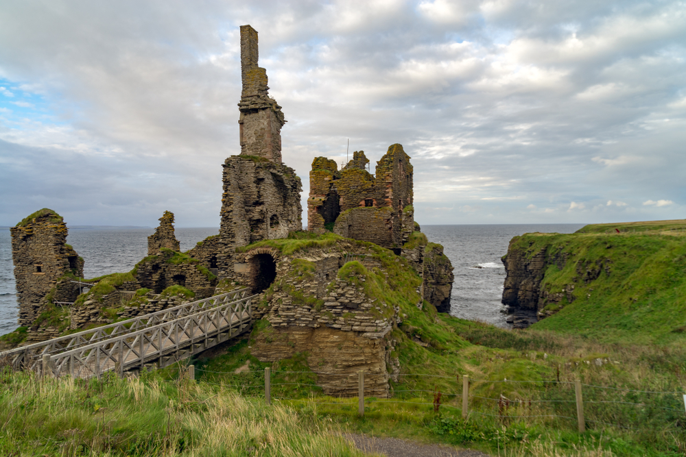 chateau-sinclair-girnigoe