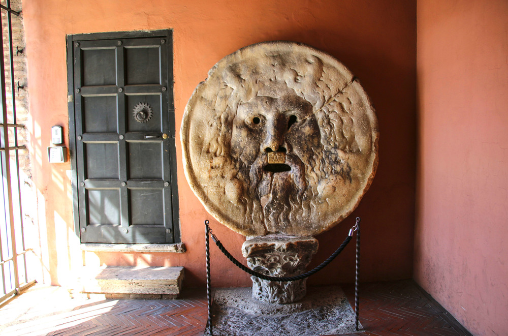 The,Mouth,Of,Truth,(bocca,Della,Verita),,Church,Of,Santa